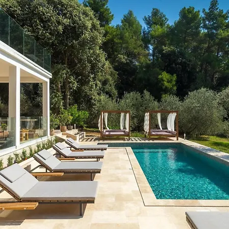 Hébergement de vacances Vara *